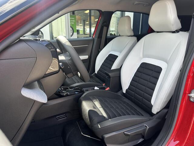 Citroen C3 Ë-C3 Aircross Max 113pk Comfort Range 44 kWh | Comfort Stoelen | Apple Carplay/Android Auto | Parkeercamera/-sensoren | Full LED | DAB | Cruise Control | Climate Control | Draadloze telefoonlader |