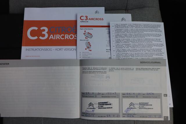 Citroen C3 Aircross 1.2 PureTech Business Pano-Dak I Camera I Stoelverwarming