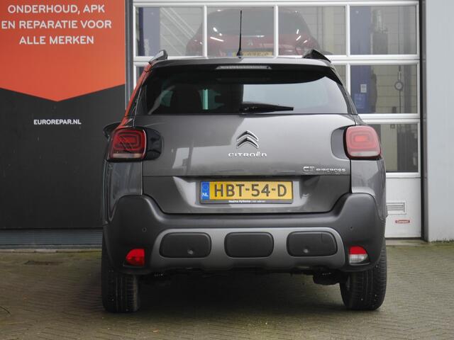 Citroen C3 Aircross 1.2 PureTech Shine 130PK | Automaat | Climate & Cruise Control | Stoelverwarming | Parkeersensoren achter | Regensensor | Apple Car Play/Android Auto