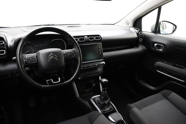Citroen C3 Aircross 1.2 PureTech S&S Shine 110 PK | Navigatie | Climate control | Head-up Display | Keyless | Lichtmetalen velgen | Camera | Dakrails | Extra getint glas