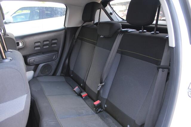 Citroen C3 1.2 PureTech Feel Nieuwe Distributie! Climatecontrol, Navi, DAB, Carplay, Lichtsensor,Regensensor