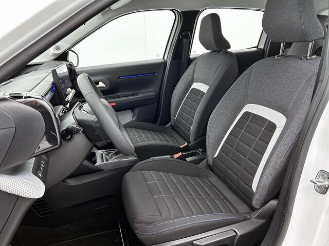 Citroen C3 Turbo 100pk Plus | Rijklaar | Apple Carplay | 17" Wielen | Dakrails Glossy Black |