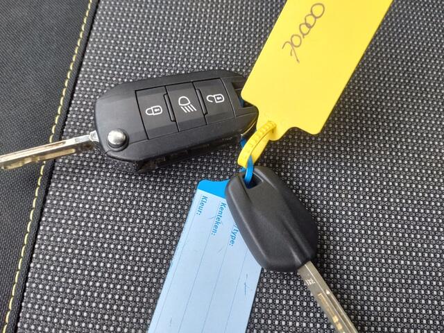 Citroen C3 1.2i PureTech Shine