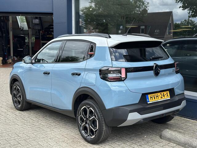 Citroen C3 1.2 Turbo 100 PK Max | Nieuwste Model | Navigatie | Parkeer Camera + Sensoren achterzijde | Lichtmetalen Velgen| Hoge zitpositie | LED Verlichting | Contrastkleur Dak | Climate control | Cruise control | DAB+ Radio |