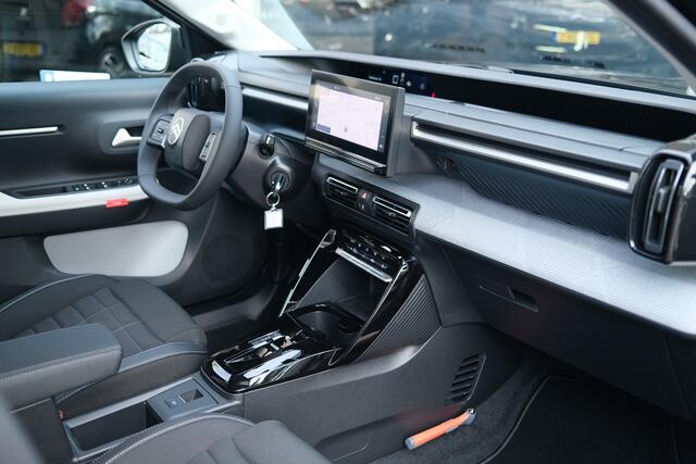 Citroen C3 Hybrid 110 Max Automaat-6 Navi | 17" | Camera