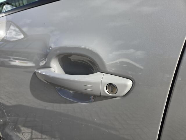 Citroen C3 Aircross 1.2 PureTech S&S Shine 17"/Camera/Keyless/Navigatie/Apple Carplay & Android Auto/Climate/Cruise/PDC v+a/Extra getint glas