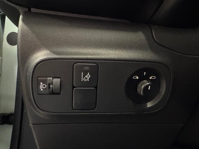 Citroen C3 1.2 PureTech Feel / Panoramadak / Clima / cruise