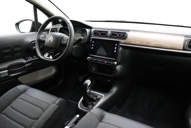 Citroen C3 1.2 PureTech Max | Navigatie | Climate control | Camera | Stoelverwarming | Lichtmetalen velgen | DAB Radio | Cruise control | Getint glas