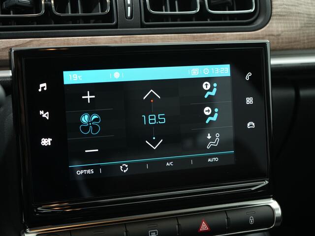 Citroen C3 1.2 PURETECH 82PK SPORT | Navi | Camera | LM-velgen | Zwart dak