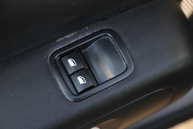 Citroen C3 1.2 PureTech Feel Carplay Android Navigatie Climate Cruise Control Rijstrooksensor Parkeersensor