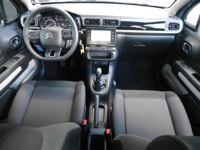 Citroen C3 1.2 PureTech Plus | Lage km.stand | Climate control | Cruise control | Navigatie | Parkeersensoren achter | Led | Regensensor