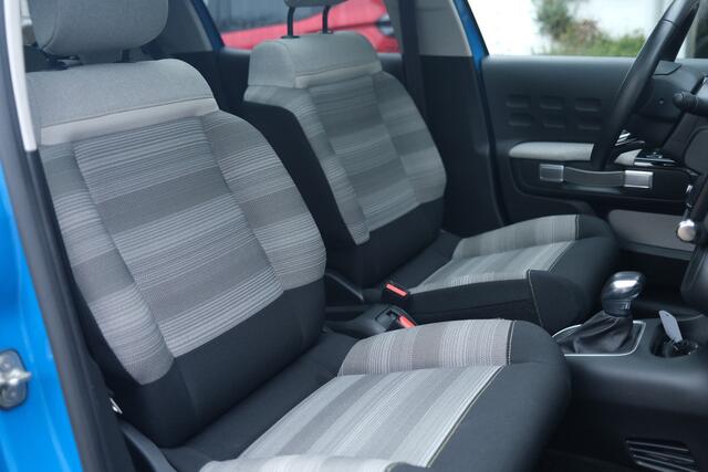 Citroen C3 PT 110 Shine Automaat Pano Dak | Camera | Navi | Sensoren | Apple carpaly/Android Auto