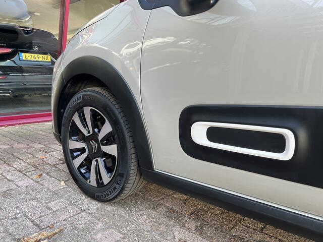 Citroen C3 1.2 PureTech Max | Keyless | Navi | Carplay | Parkeersensoren/camera |