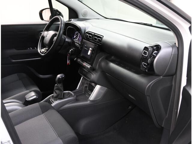 Citroen C3 Aircross 1.2 85PK Feel | 1ste eigenaar | AppleCarplay/AndroidAuto | Cruise Control | Climate Control | Navigatie | Isofix | Parkeersensoren | Trekhaak | Zonneschermen achter |