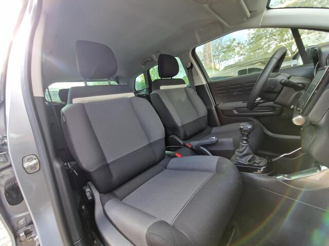 Citroen C3 Aircross 1.2T 110pk MAX | Climate Control | Cruise Control | Navigatie | Achteruitrij Camera | Parkeer Sensoren Voor & Achter |