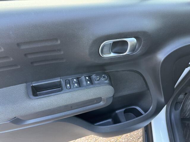 Citroen C3 Aircross 1.2 PureTech S&S Feel Clima/Navi/Cruise/LMV