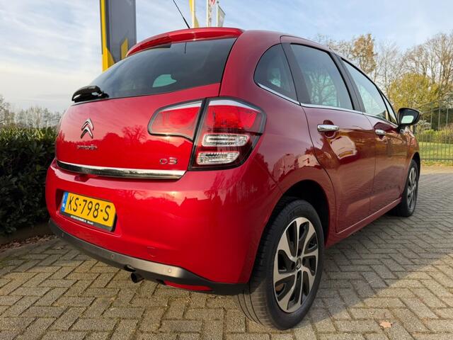 Citroen C3 1.2 PureTech Exclusive Pano / ECC / Cruise