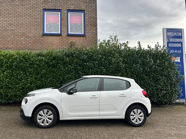 Citroen C3 1.2 PureTech Feel 105g Airco, Cruise C, Lmv, Trekhaak!!!! DONDERDAG 11-12 ZIJN WIJ GEOPEND VAN 14:00/17:00!!!