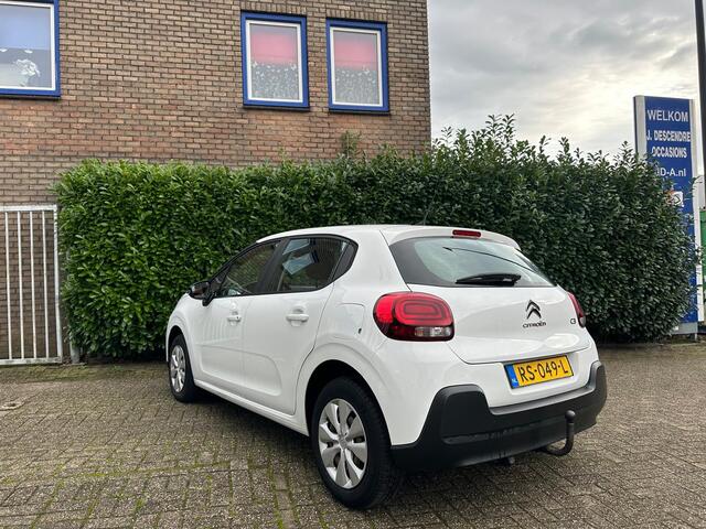 Citroen C3 1.2 PureTech Feel 105g Airco, Cruise C, Lmv, Trekhaak!!!! DONDERDAG 11-12 ZIJN WIJ GEOPEND VAN 14:00/17:00!!!