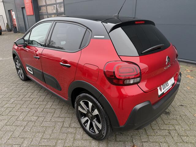 Citroen C3 82pk Max (Camera - Keyless Entry - LED - Automatische Airco - Navigatie - Apple Carplay - Parkeersensoren)