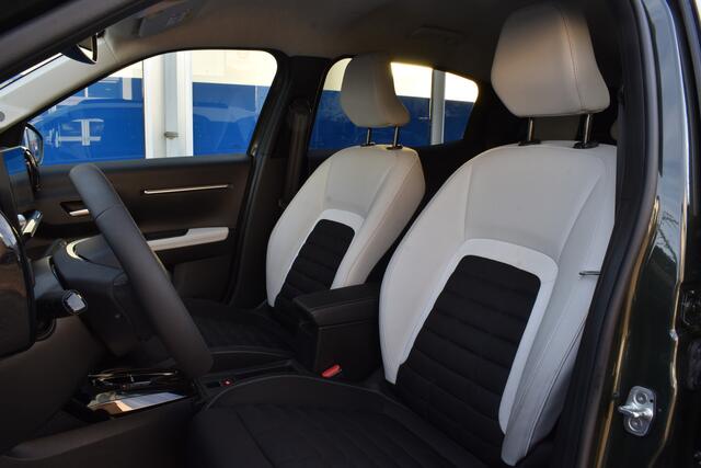 Citroen C3 Ë-C3 Aircross Max 113pk 44 kWh Navi | Airco | Camera achter | LM Velgen | Boordlader |