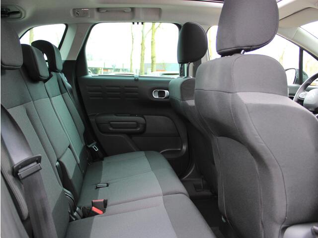 Citroen C3 Aircross 1.2 PureTech S&S Shine | Navi / Panoramadak / Camera