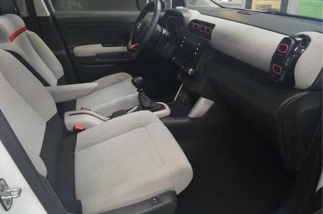 Citroen C3 Aircross 1.2 PureTech S&S Shine // PANO // NAVI // CAMERA // STOELVERWARMING // CARPLAY // CLIMA //