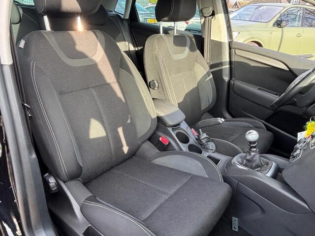 Citroen C4 2.0 Blue HDI 5-Deurs Zwart 2016 BTW Trekhaak