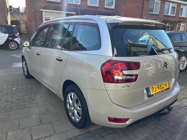 Citroen C4 1.2 PURET. BUSINESS 7 personen