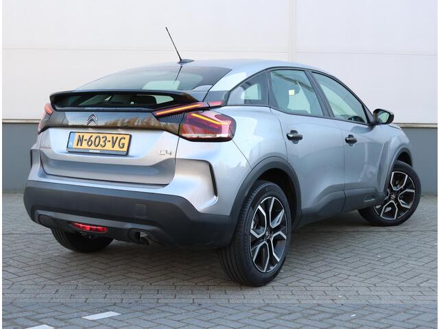 Citroen C4 1.2 100PK Live | AppleCarplay/Android Auto | Licht metalen velgen | Airco | Cruise Control | Isofix | LED Verlichting |