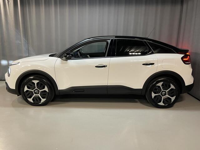 Citroen C4 1.2 Puretech Feel EAT8 18"/Camera/Stoelverwarming/Navigatie/Apple Carplay & Android Auto/PDC