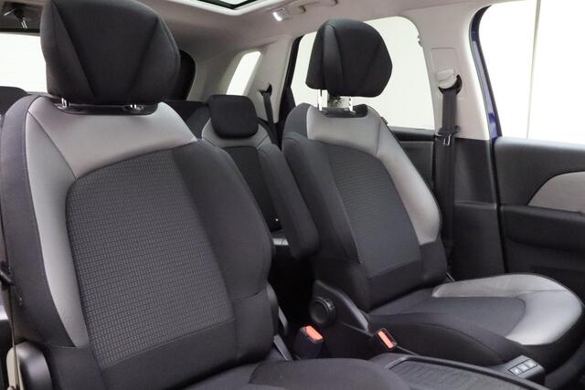 Citroen C4 SpaceTourer 1.6 THP Shine | Massagestoelen | Navigatie | Climate Control | Grote voorruit | Panoramadak | Parkeercamera/-sensoren | Cruise Control | Lichtmetalen velgen | Dodehoek |