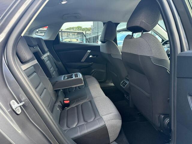 Citroen C4 X 1.2 Puretech Shine *Trekhaak & ACC*