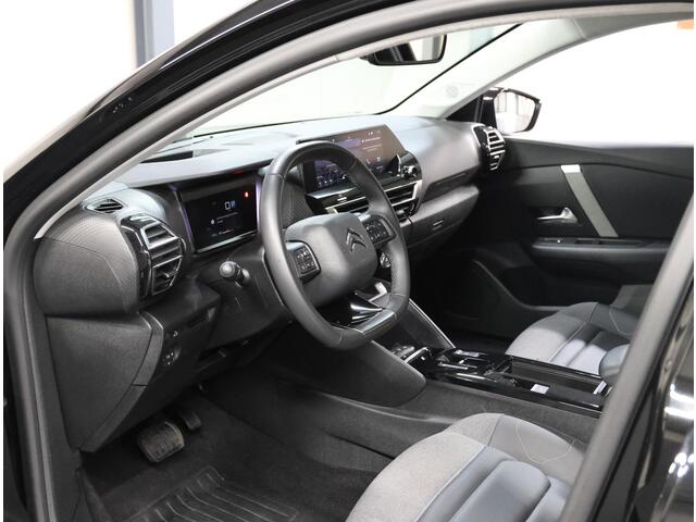 Citroen C4 X 1.2 130PK Max | 1ste Eigenaar | Head-Up Display | AUTOMAAT | Adaptive Cruise Control | Armsteun | Camera | Navigatie | Keyless | AppleCarPlay/AndroidAuto | Lederen/Stoffenbekleding | Isofix | Privacy Glass |