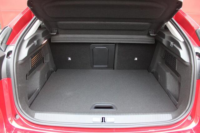 Citroen C4 1.2 Hybrid 145PK MAX | HEAD UP DISPLAY | CAMERA VOOR + ACHTER | NAVIGATIE | DRAADLOZE TELEFOONLADER | FULL LED KOPLAMPEN | DRAADLOZE APPLE CARPLAY/ANDROID AUTO | STOEL/STUUR/VOORRUIT VERWARMING | 18" LICHTMETALEN VELGEN | ADAPTIVE CRUISE CONTROL | CLIMATE