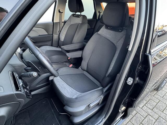 Citroen C4 SpaceTourer 1.2 PT 130 EAT8 Feel | Meer foto's volgen | Trekhaak | Prijs is rijklaar