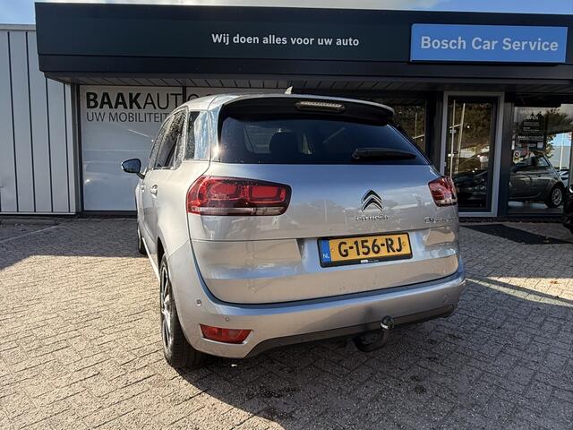 Citroen C4 SpaceTourer 1.2 PureTech Shine | Carplay | Trekhaak | Camera