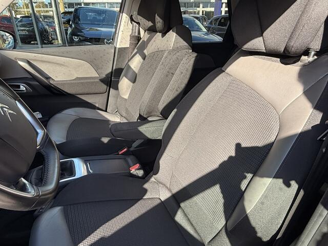 Citroen C4 SpaceTourer 1.2 PureTech Shine | Carplay | Trekhaak | Camera