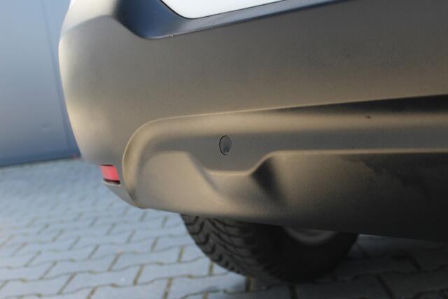 Citroen C4 CACTUS 1.2 PureTech Feel | incl. 12 maanden garantie | Stoelverwarming | Achteruitrijcamera | Cruise control | Parkeersensoren | Navigatie | Lichtmetalen velgen | 1e eigenaar | Dealer onderhouden |