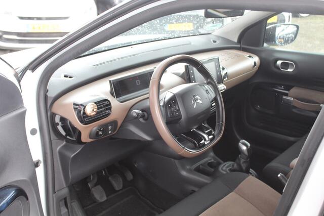 Citroen C4 CACTUS 1.2 PureTech Shine//Navi//Camera!!