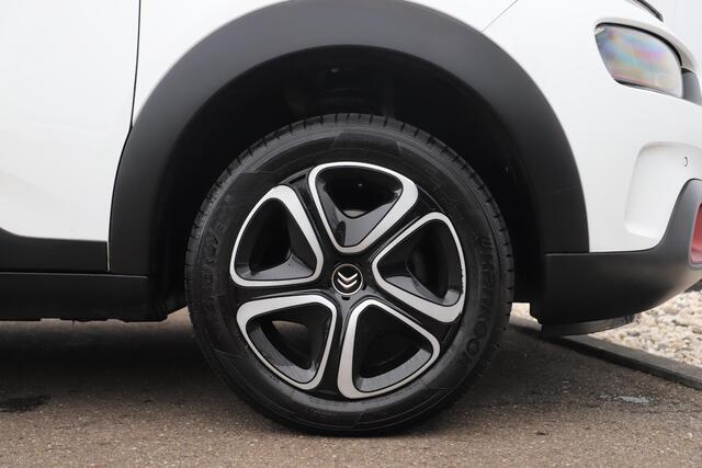 Citroen C4 CACTUS 1.2 PureTech Business 110PK Trekhaak Navigatie Achteruitrijcamera Carplay Android Climate Cruise Control Rijstrooksensor Parkeersensor