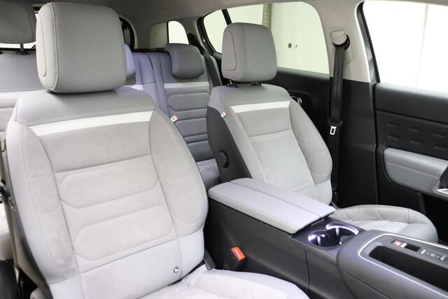 Citroen C5 Aircross 1.2 Hybrid ë-Series Automaat | Navigatie | Stoelverwarming | Climate control | Zwart dak | Lichtmetalen velgen Black | Zwart dak