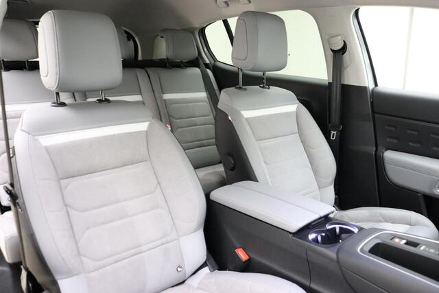 Citroen C5 Aircross 1.2 Hybrid ë-Series Automaat | Navigatie | Stoelverwarming | Climate control | Camera | Lichtmetalen velgen Black | Zwart dak