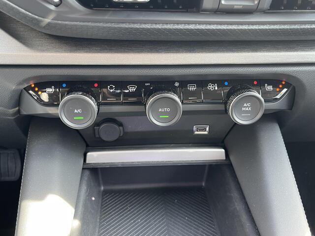 Citroen C5 X 1.6 Plug-in Hybrid Feel 19"/Stoelverwarming/Camera/Navigatie/Apple Carplay & Android Auto