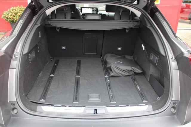 Citroen C5 X 1.6 Plug-in Hybrid 225PK MAX | PANORAMISCH SCHUIF / KANTELDAK | ELEKTRISCHE VOORSTOELEN MET GEHEUGEN | VOORSTOEL VENTILATIE | VOORSTOEL VERWARMING | VOORSTOELEN MET MASSAGE FUNCTIE | LEDEREN BEKLEDING | STUUR VERWARMING | DRAADLOOS APPLE CARPLAY / ANDRO