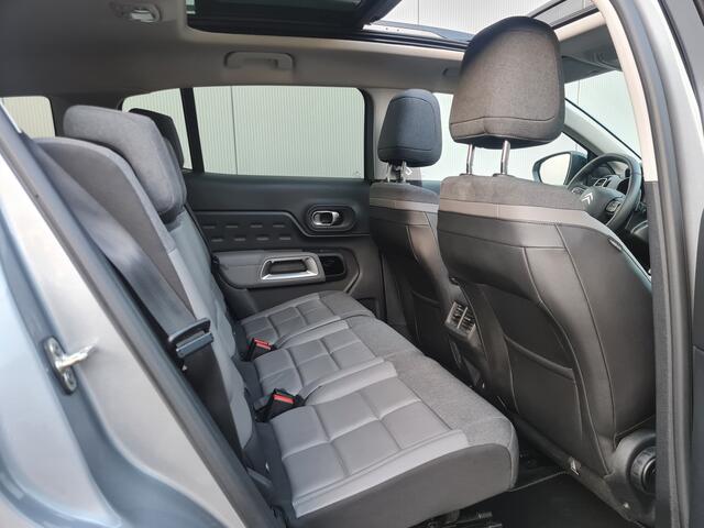 Citroen C5 Aircross 1.2 Shine | Pano | Xenon | Navi | Volledig dealeronderhouden | Nap Interesse, Proefrit? Bel of app met: 06-24 28 28 42