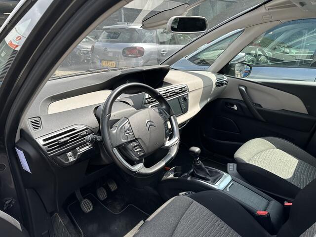 Citroen GRAND C4 PICASSO SpaceTourer 1.2 PureTech Origins Binnenkort meer foto's, auto is al wel te bezichtigen