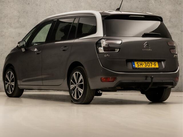 Citroen GRAND C4 PICASSO 1.2 PureTech Sport 7 Persoons Automaat (APPLE CARPLAY, NAVIGATIE, CAMERA, GETINT GLAS, SPORTSTOELEN, TREKHAAK, CRUISE, LM VELGEN, NIEUWE APK, NIEUWSTAAT)
