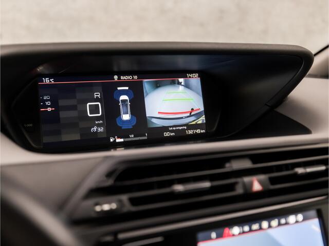 Citroen GRAND C4 PICASSO 1.2 PureTech Sport 7 Persoons Automaat (APPLE CARPLAY, NAVIGATIE, CAMERA, GETINT GLAS, SPORTSTOELEN, TREKHAAK, CRUISE, LM VELGEN, NIEUWE APK, NIEUWSTAAT)
