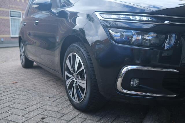 Citroen GRAND C4 PICASSO THP Exclusive 7 zitpl. Trekhaak | Pano Dak | Apple Carplay/Android Auto | Camera & Sensoren | Stoelverwarming